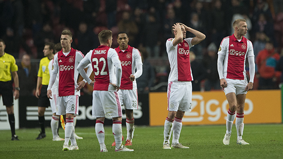 足球界备受 足球界备受